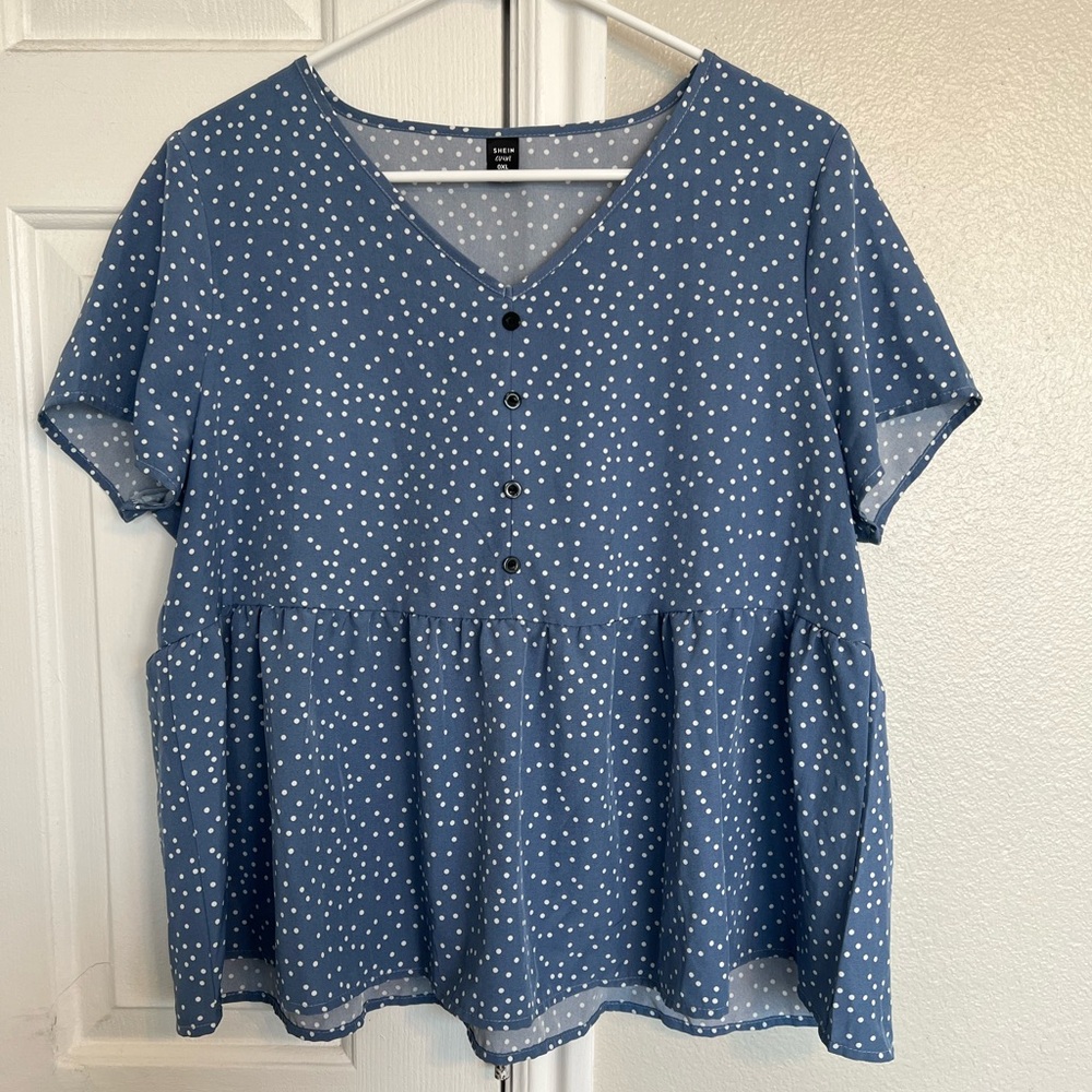 SHEIN Curve Polka Dot Babydoll Peplum Top V-neck Plus Size